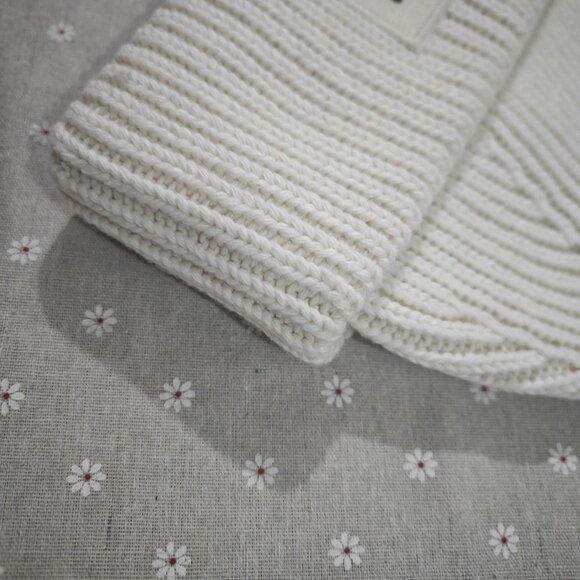 Acne Studios White Ribbed-Knit Hat - Picture 5 of 7